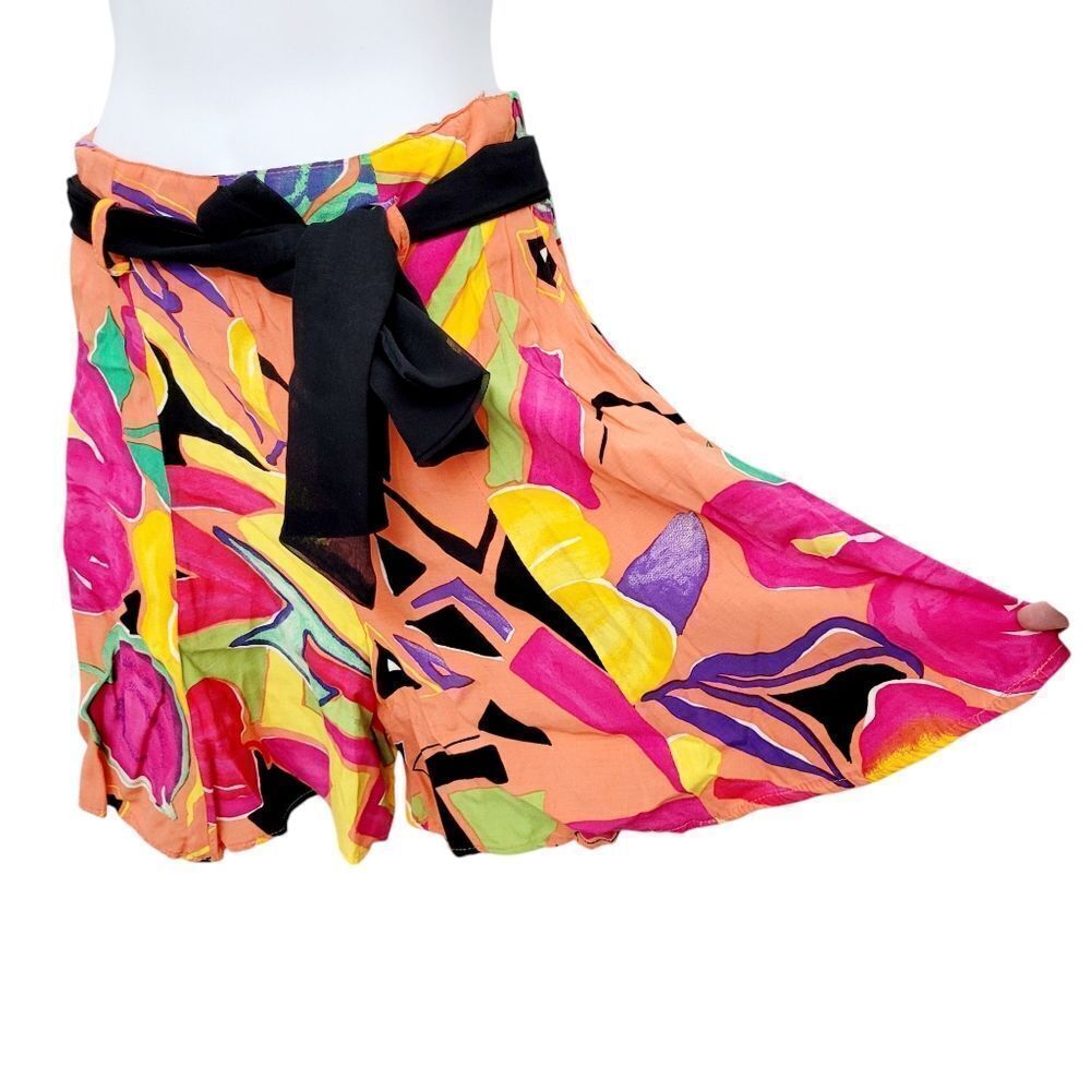 2/$20 Y2K Orange & Black Floral Pattern Shorts Pants Size: 26"